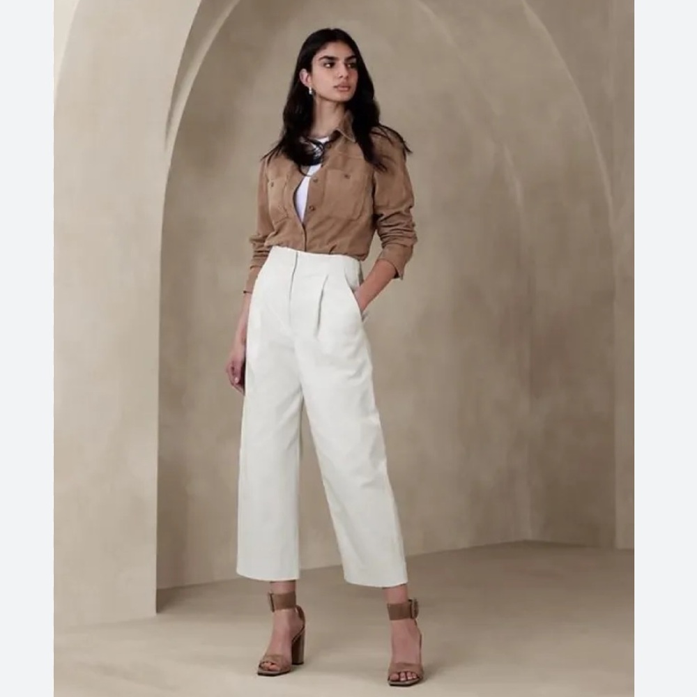 NWT Banana Republic The Barrel Leg Chino Pants in White